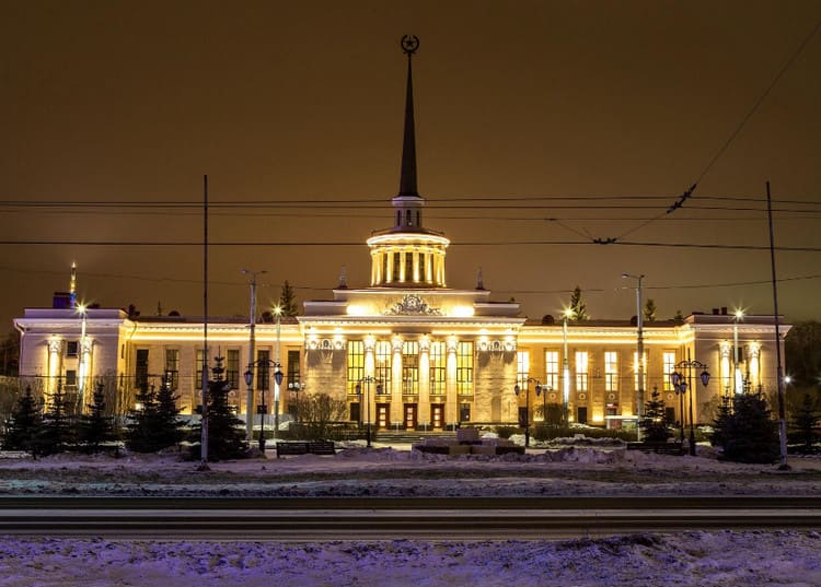 город Петрозаводск, здание вокзала